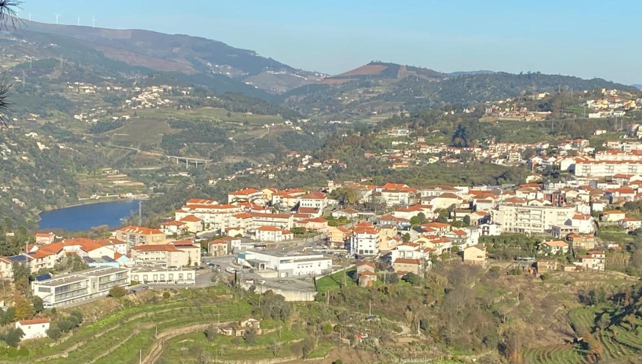 Alojamento Da Ribeirinha Carquere Exteriör bild